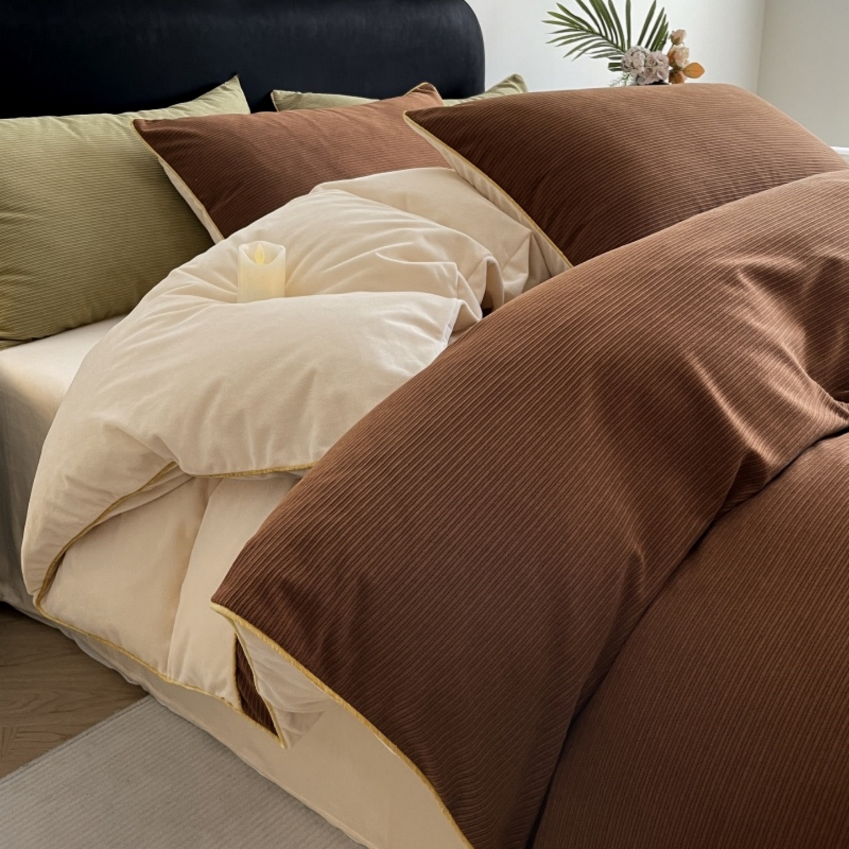 91家纺网 家纺一手货源 找家纺 羚羊语家纺 2025新款280克灯芯绒婴儿绒四件套高级嵌绳拼接款水晶绒宝宝绒牛奶绒床单床笠款三件套-奶芙绒系列 榛果奶茶