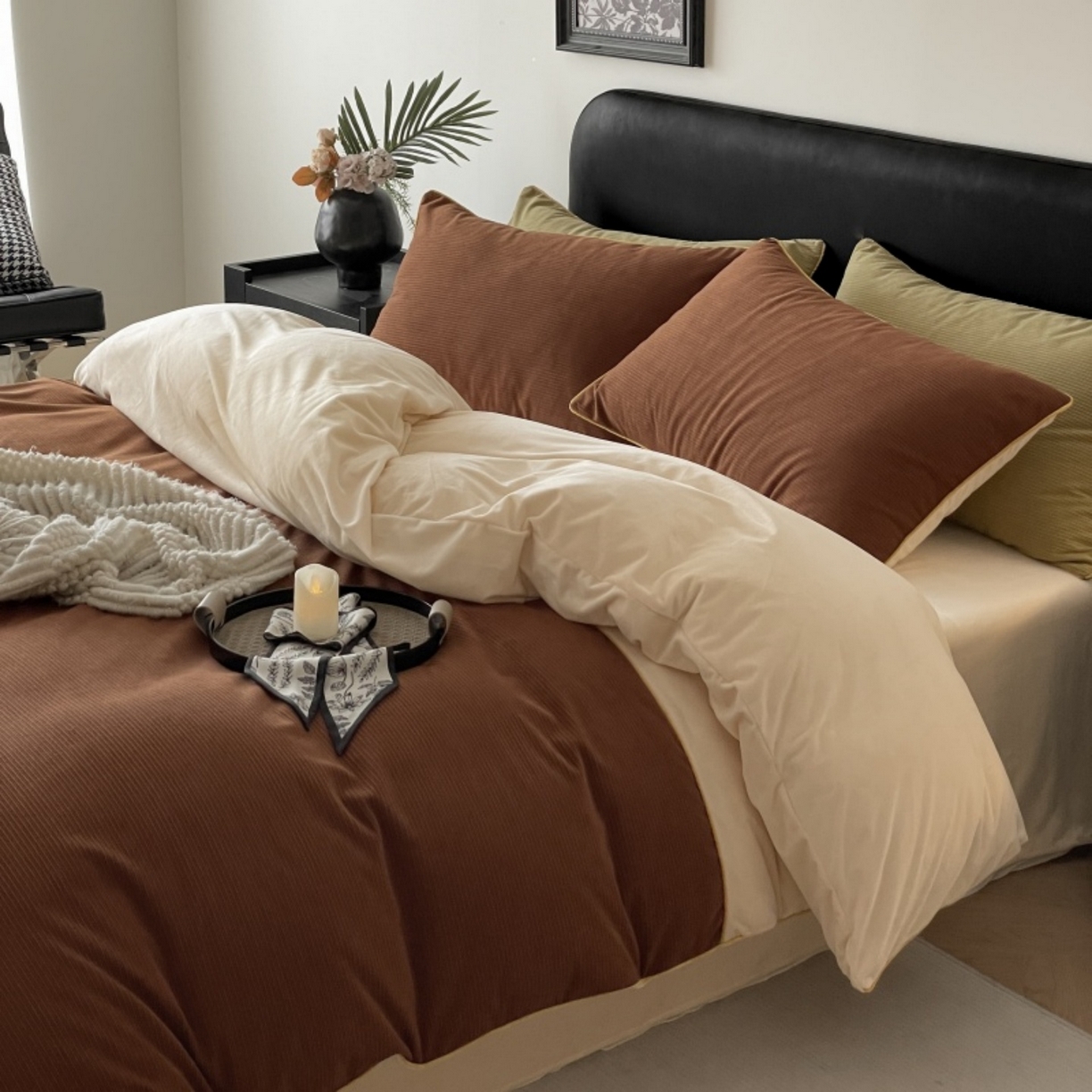 91家纺网 家纺一手货源 找家纺 羚羊语家纺 2025新款280克灯芯绒婴儿绒四件套高级嵌绳拼接款水晶绒宝宝绒牛奶绒床单床笠款三件套-奶芙绒系列 榛果奶茶