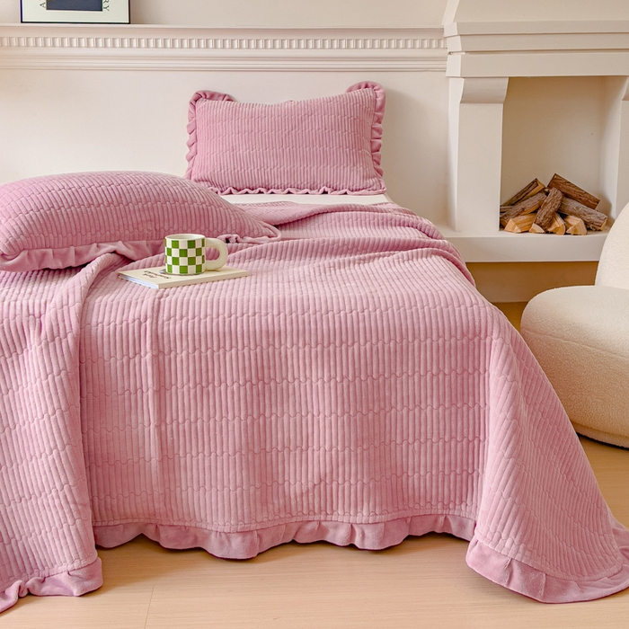 91家纺网 家纺一手货源 找家纺 （总）乐野家居 2025新款A类加厚素色牛奶绒床盖系列