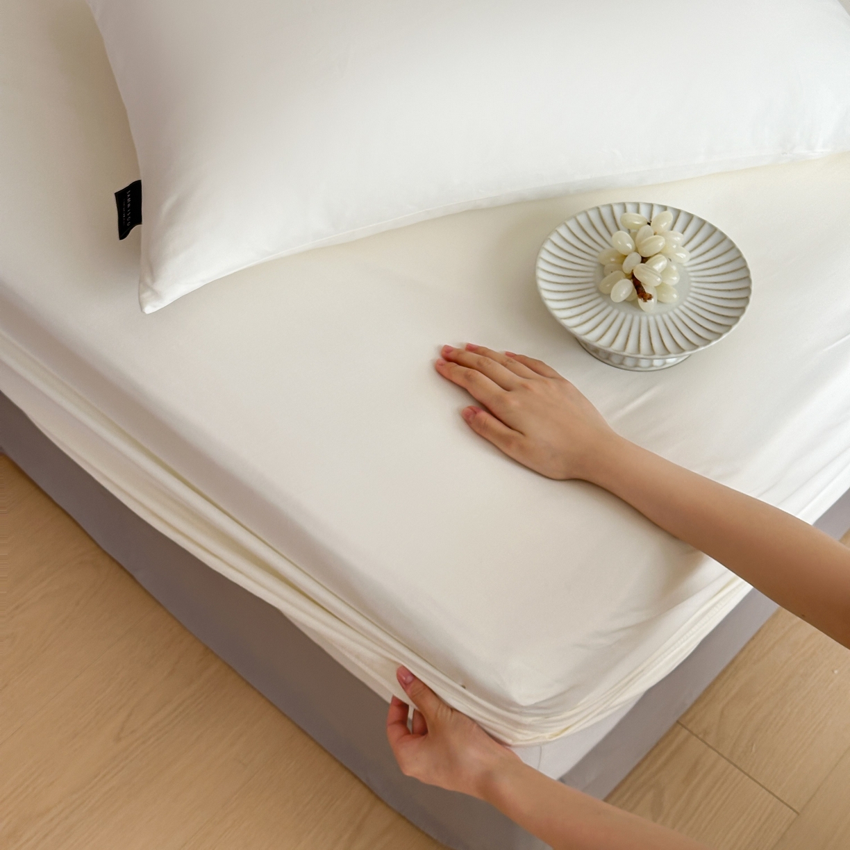 91家纺网 家纺一手货源 找家纺 三味舒屋 2025新款50支磨毛长绒棉纯棉纯色单床笠床笠单件-长期主义 雪白