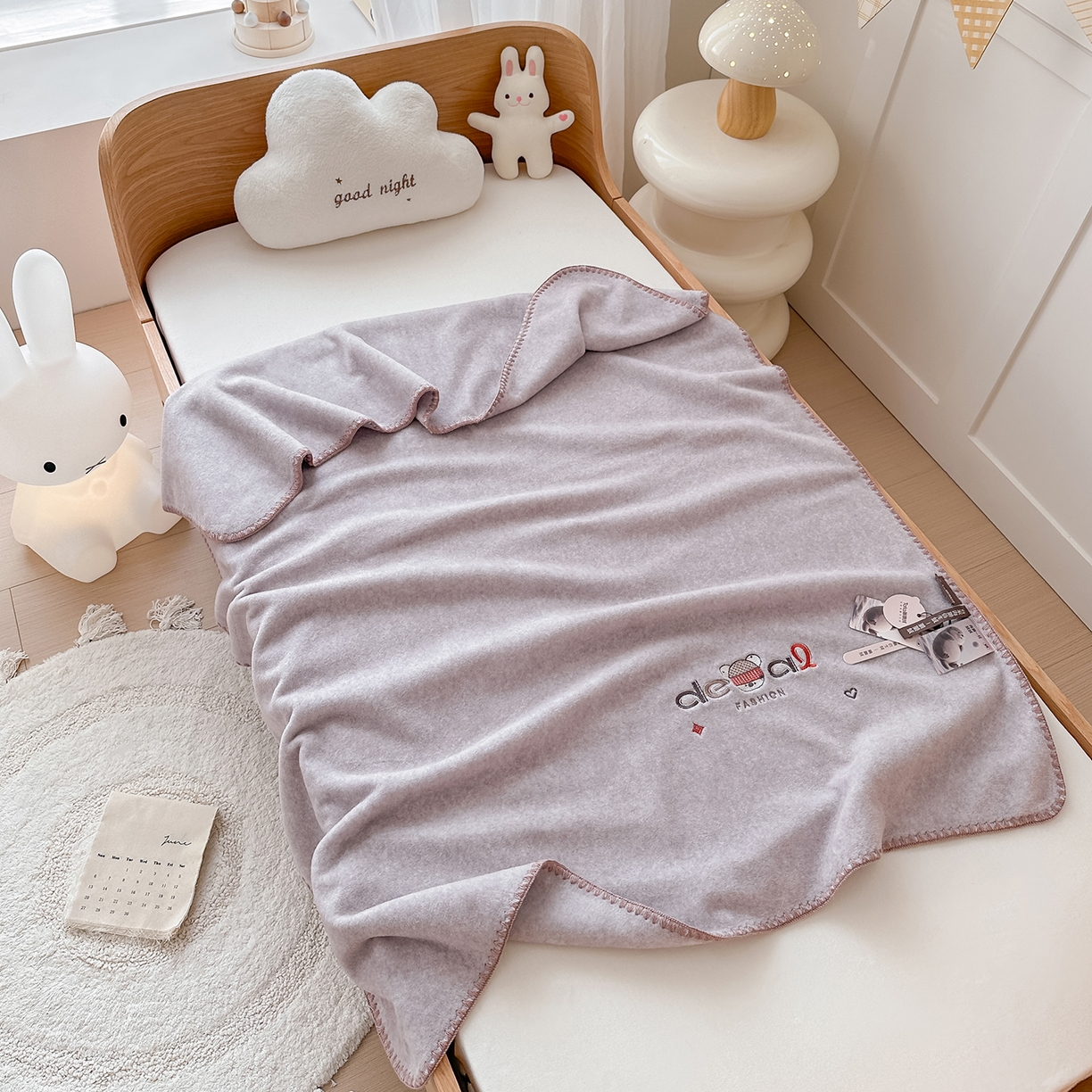 小欢喜 2025新款多功能双面高克重獭獭绒盖毯 棕色