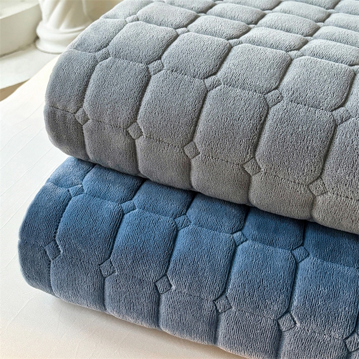 91家纺网 家纺一手货源 找家纺 喜居 2025新款luck熊牛奶绒床垫床褥子床护垫 组合图