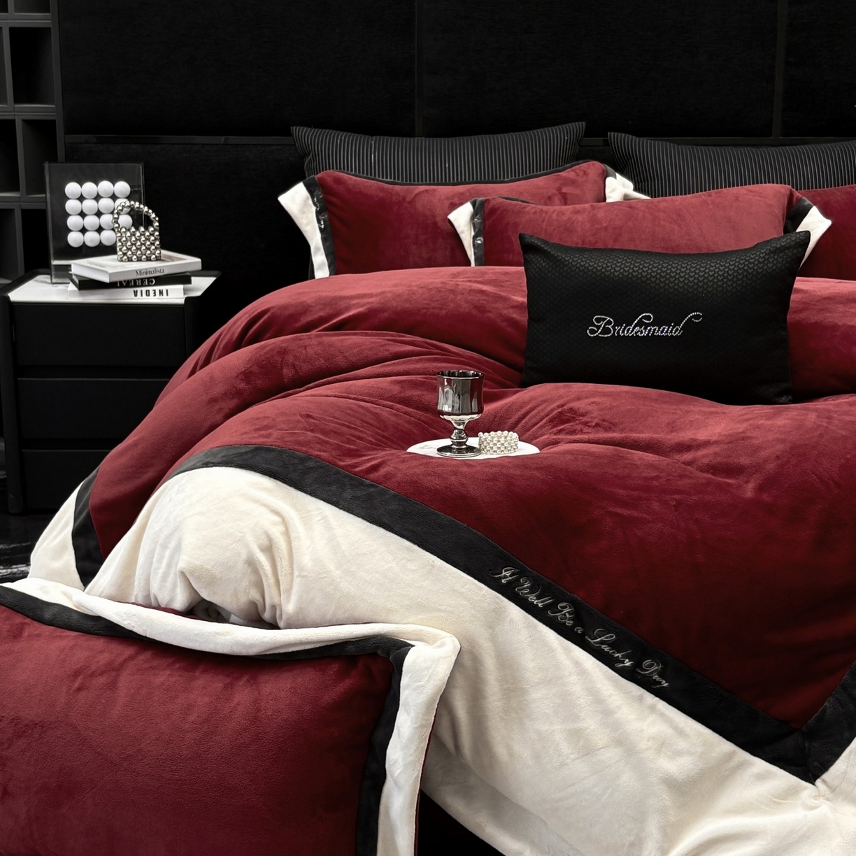 91家纺网 家纺一手货源 找家纺 （总）蓝梦 2025新款270g全消光牛奶绒四件套-雪芙莉系列