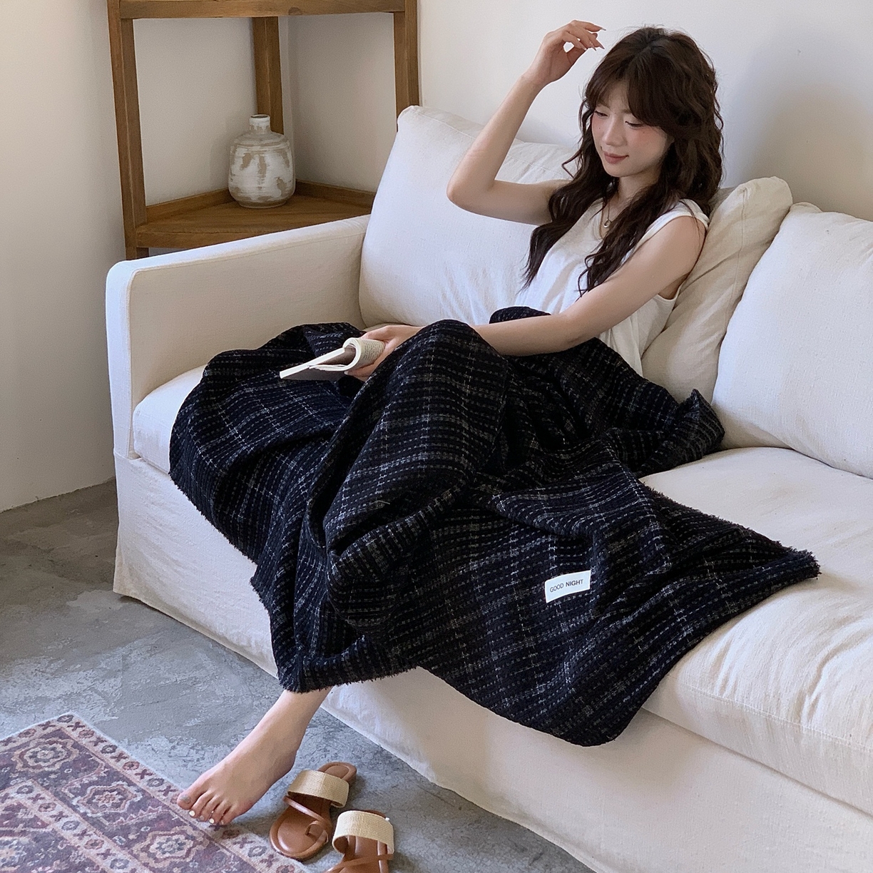 91家纺网 家纺一手货源 找家纺 小欢喜 2025新款雪尼尔盖毯午休毯 慕思-黑