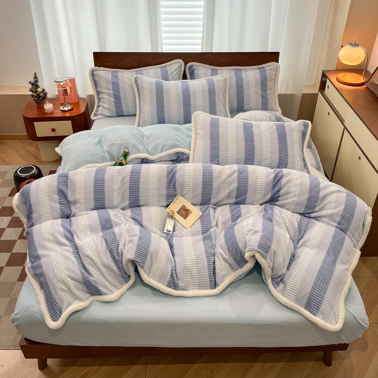 91家纺网 家纺一手货源 找家纺 （总）安哆啦 2025新款着色烂花雕花兔毛绒包边牛奶绒四件套