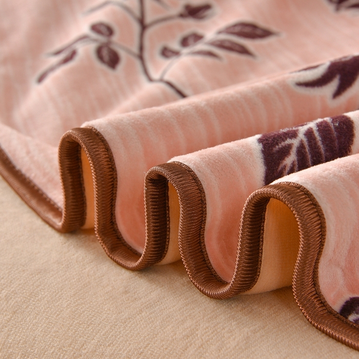 91家纺网 家纺一手货源 找家纺 佳一 2025新款高克重8-9斤 印花牛奶绒四件套 秋雅