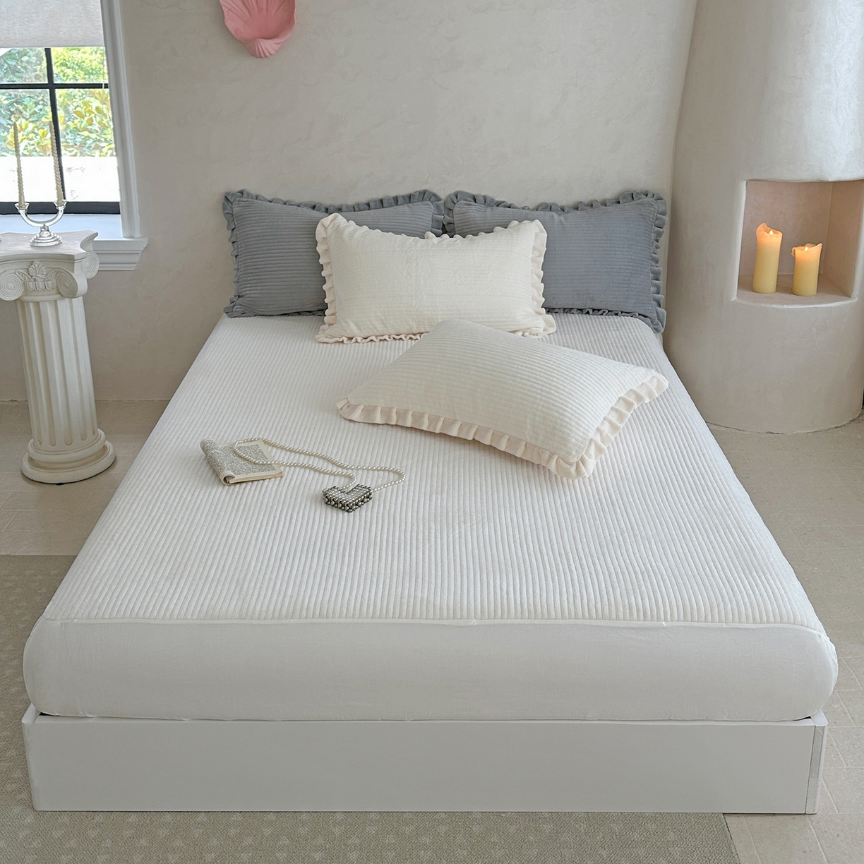 91家纺网 家纺一手货源 找家纺 （总）琳可家居 2025新款纯色消光高克重牛奶绒夹棉床笠保暖加厚床笠三件套（提供买家秀）