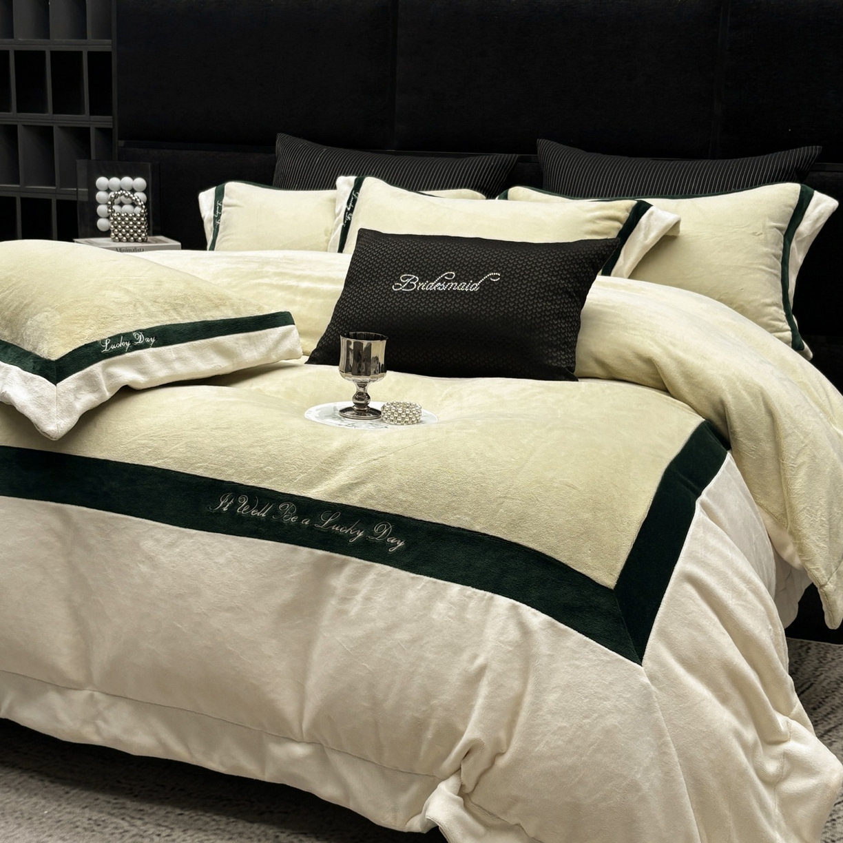 91家纺网 家纺一手货源 找家纺 蓝梦 2025新款270g全消光牛奶绒四件套-雪芙莉系列 浅绿