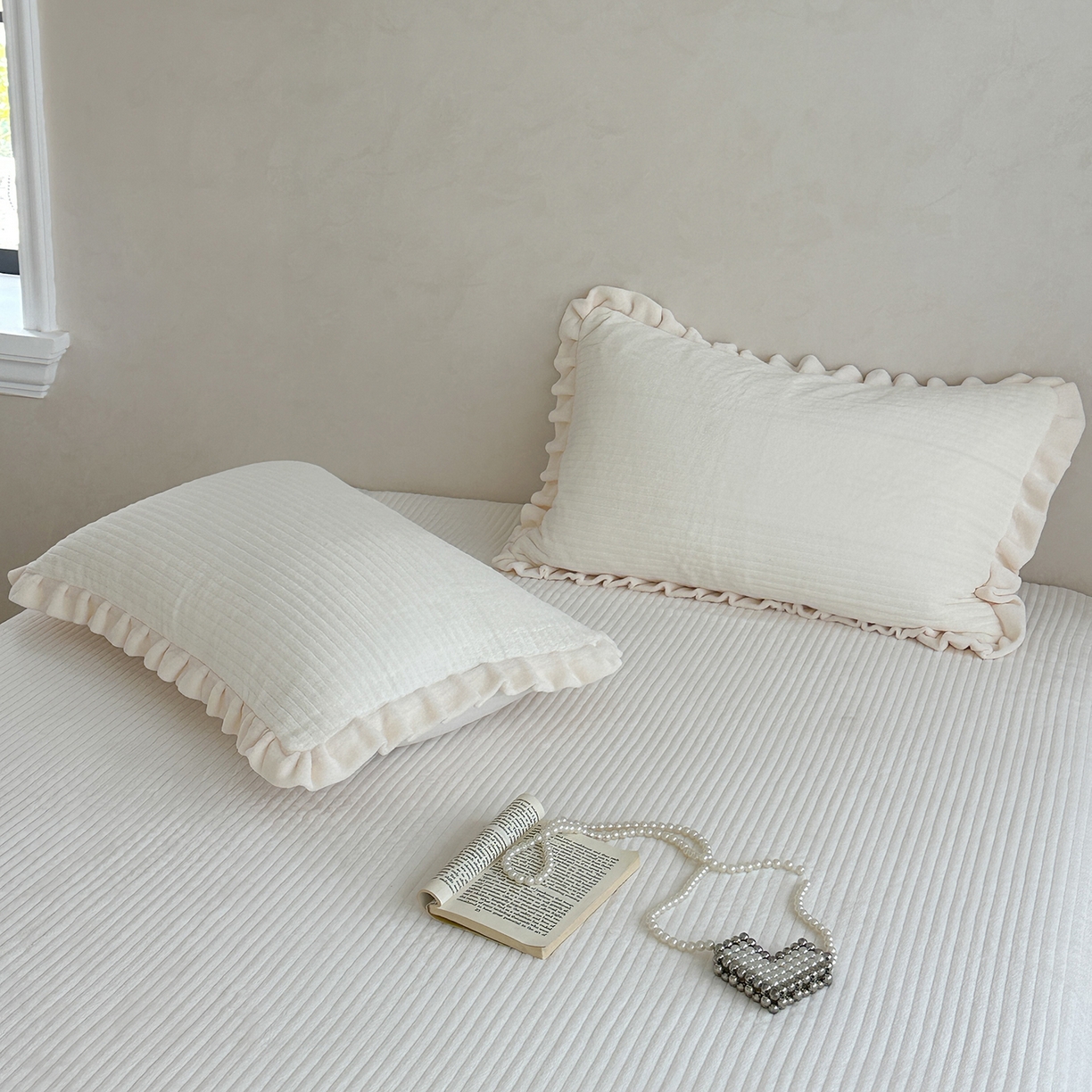 91家纺网 家纺一手货源 找家纺 琳可家居 2025新款纯色消光高克重牛奶绒夹棉床笠保暖加厚床笠三件套（提供买家秀） 云朵白-床笠款