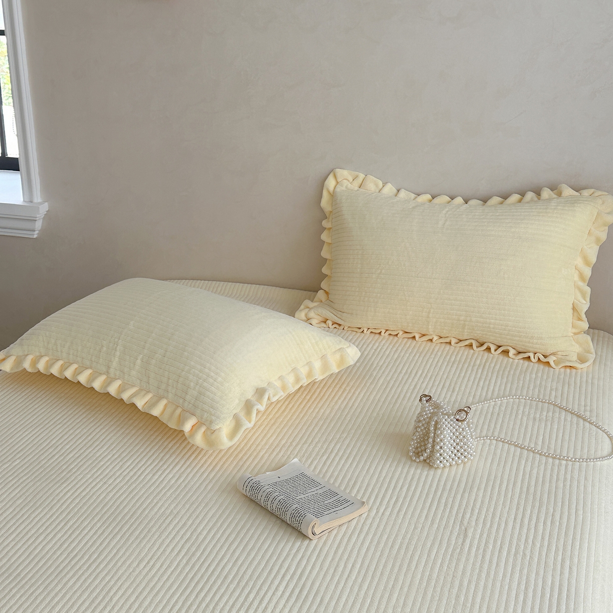 91家纺网 家纺一手货源 找家纺 琳可家居 2025新款纯色消光高克重牛奶绒夹棉床笠保暖加厚床笠三件套（提供买家秀） 奶油黄-床笠款