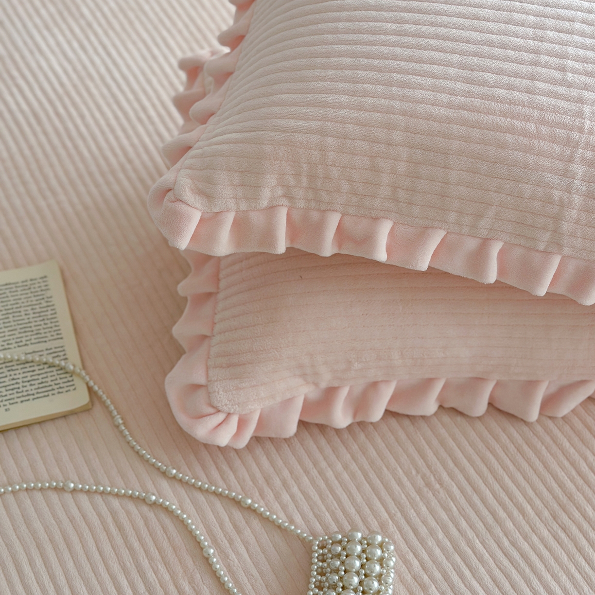 91家纺网 家纺一手货源 找家纺 琳可家居 2025新款纯色消光高克重牛奶绒夹棉床笠保暖加厚床笠三件套（提供买家秀） 悠悠粉-床笠款