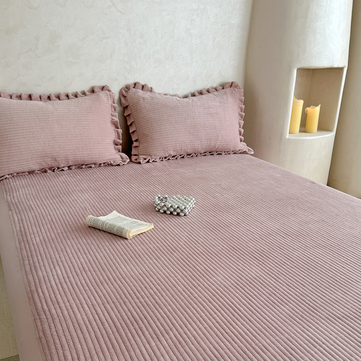 91家纺网 家纺一手货源 找家纺 琳可家居 2025新款纯色消光高克重牛奶绒夹棉床笠保暖加厚床笠三件套（提供买家秀） 浅豆沙-床笠款