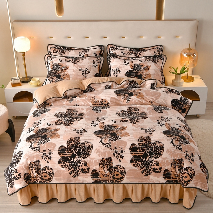 91家纺网 家纺一手货源 找家纺 佳一 2025新款高克重8-9斤 印花牛奶绒四件套 金色满园