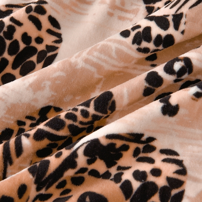 91家纺网 家纺一手货源 找家纺 佳一 2025新款高克重8-9斤 印花牛奶绒四件套 金色满园