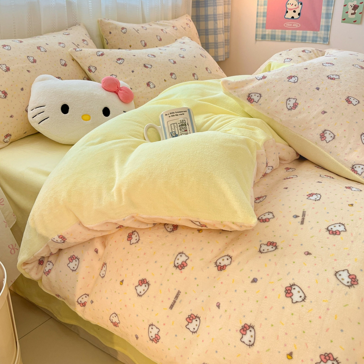 91家纺网 家纺一手货源 找家纺 星禾优选 2025新款三丽鸥高克重牛奶绒印花四件套 绒-彩带kt