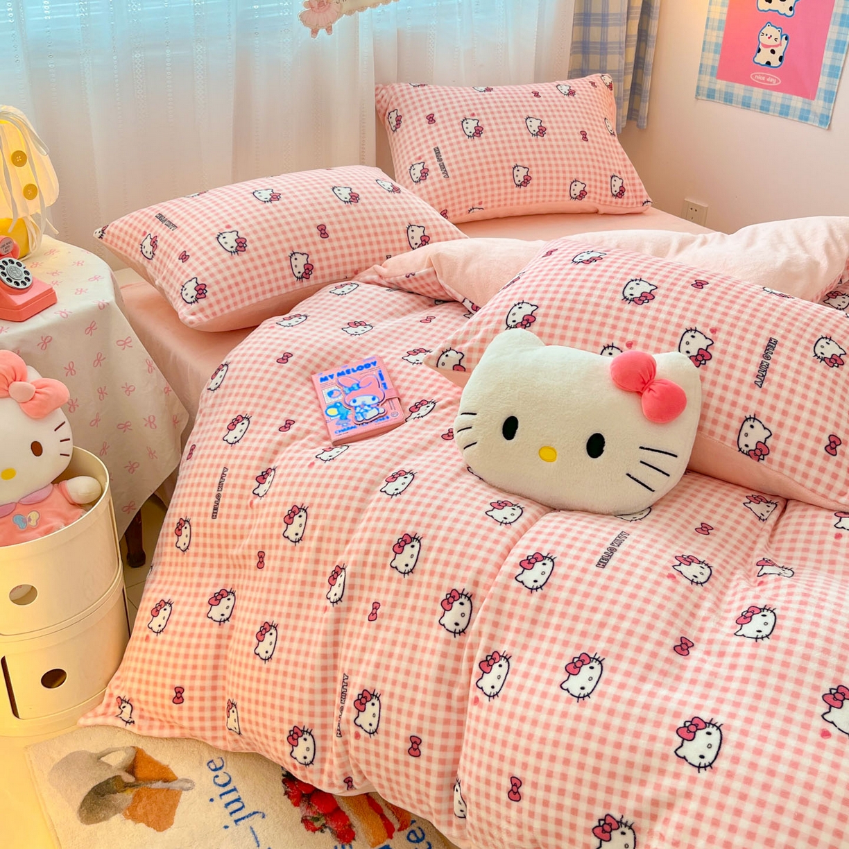 91家纺网 家纺一手货源 找家纺 星禾优选 2025新款三丽鸥高克重牛奶绒印花四件套 绒-胡须粉kt