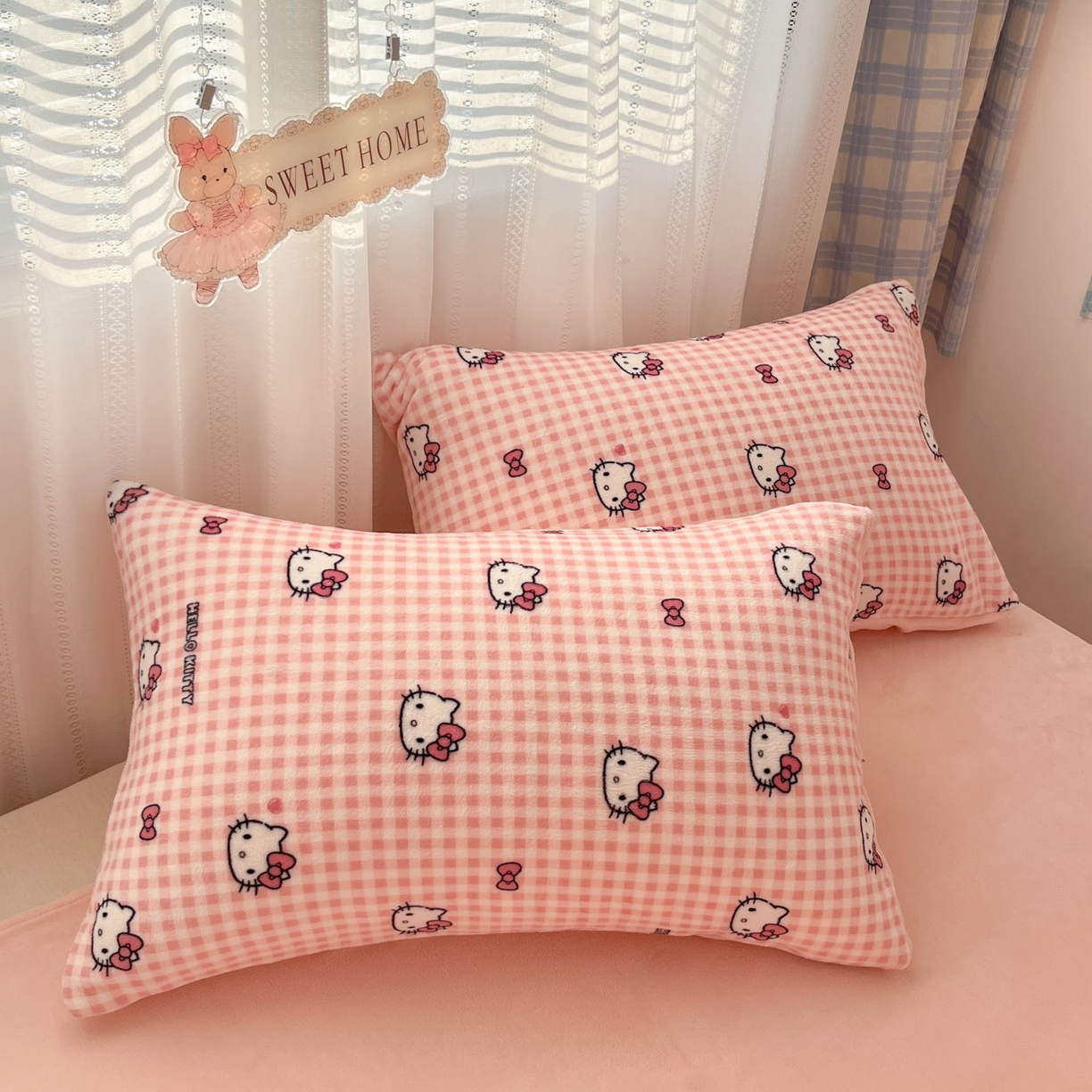 91家纺网 家纺一手货源 找家纺 星禾优选 2025新款三丽鸥高克重牛奶绒印花四件套 绒-胡须粉kt