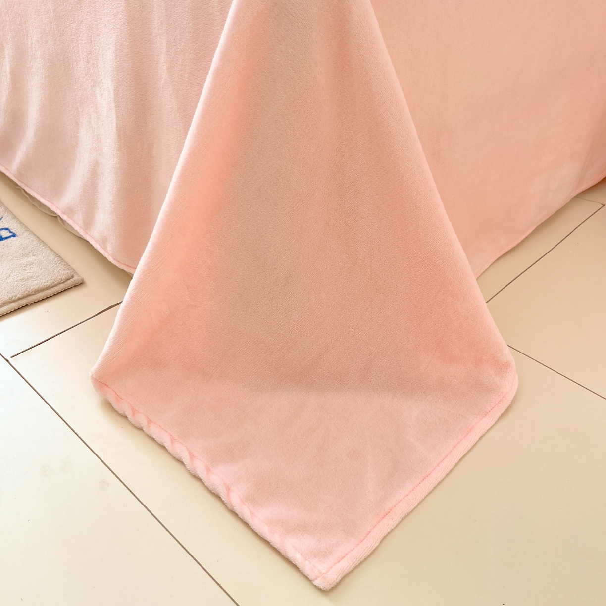 91家纺网 家纺一手货源 找家纺 星禾优选 2025新款三丽鸥高克重牛奶绒印花四件套 绒-胡须粉kt