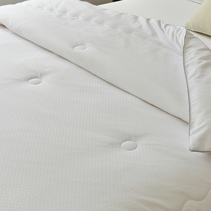 91家纺网 家纺一手货源 找家纺 （总）小燕燕家纺 2025新款提花面料澳毛被芯保暖亲肤被子被芯