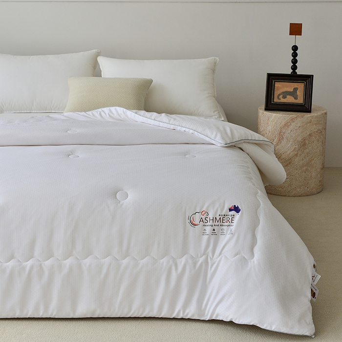 91家纺网 家纺一手货源 找家纺 （总）小燕燕家纺 2025新款提花面料澳毛被芯保暖亲肤被子被芯