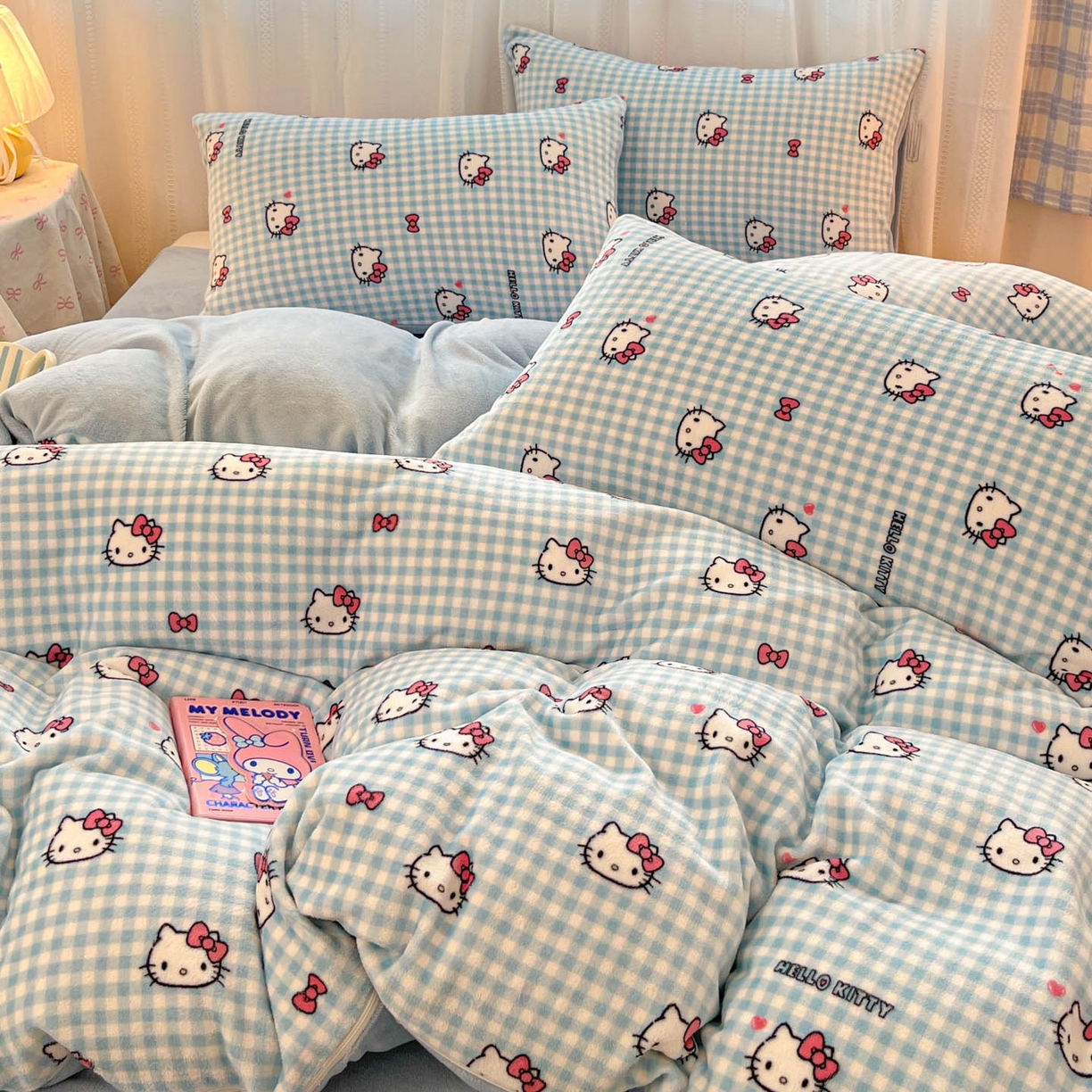 91家纺网 家纺一手货源 找家纺 星禾优选 2025新款三丽鸥高克重牛奶绒印花四件套 绒-胡须蓝kt