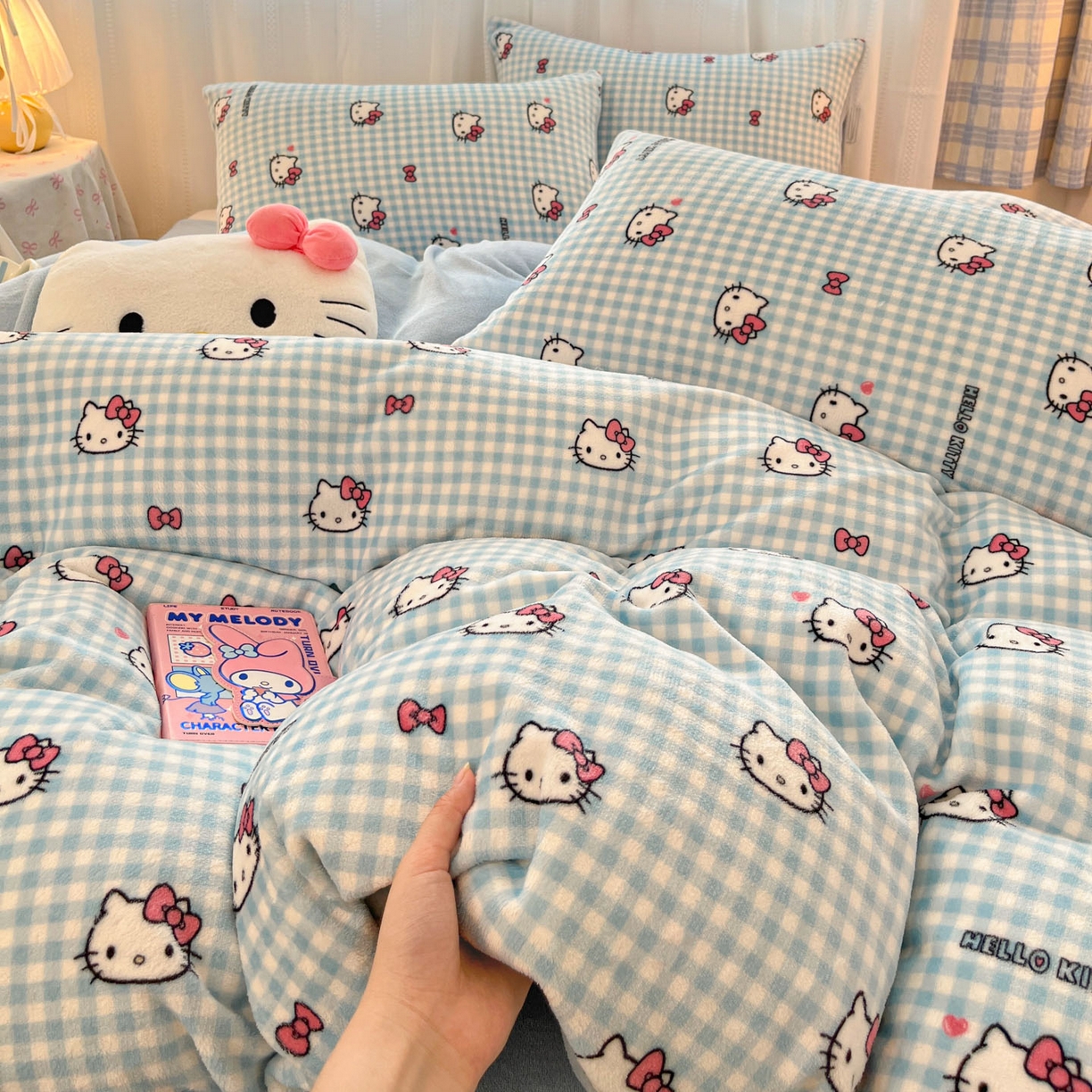 91家纺网 家纺一手货源 找家纺 星禾优选 2025新款三丽鸥高克重牛奶绒印花四件套 绒-胡须蓝kt