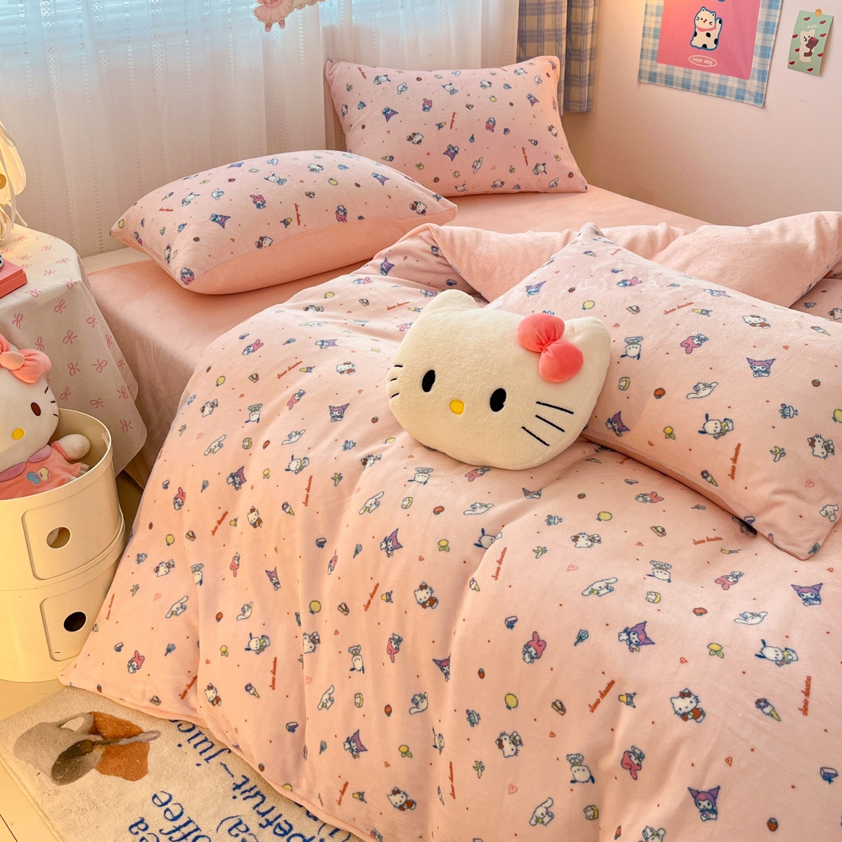 91家纺网 家纺一手货源 找家纺 星禾优选 2025新款三丽鸥高克重牛奶绒印花四件套 绒-丽鸥星球