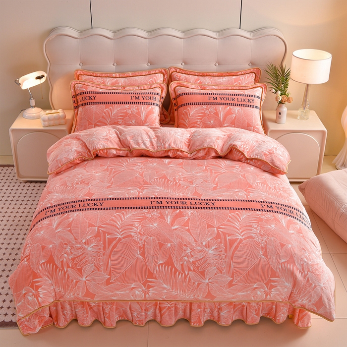 91家纺网 家纺一手货源 找家纺 佳一 2025新款高克重8-9斤 印花牛奶绒四件套 暖暖时光