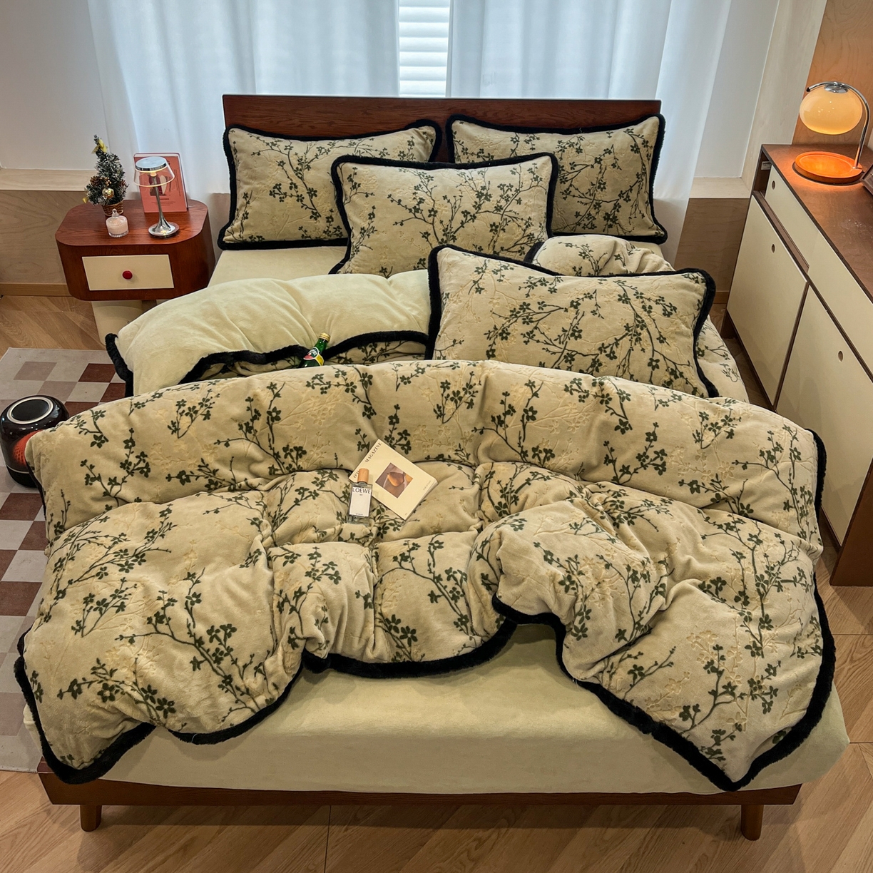 安哆啦 2025新款着色烂花雕花兔毛绒包边牛奶绒四件套 绿枝