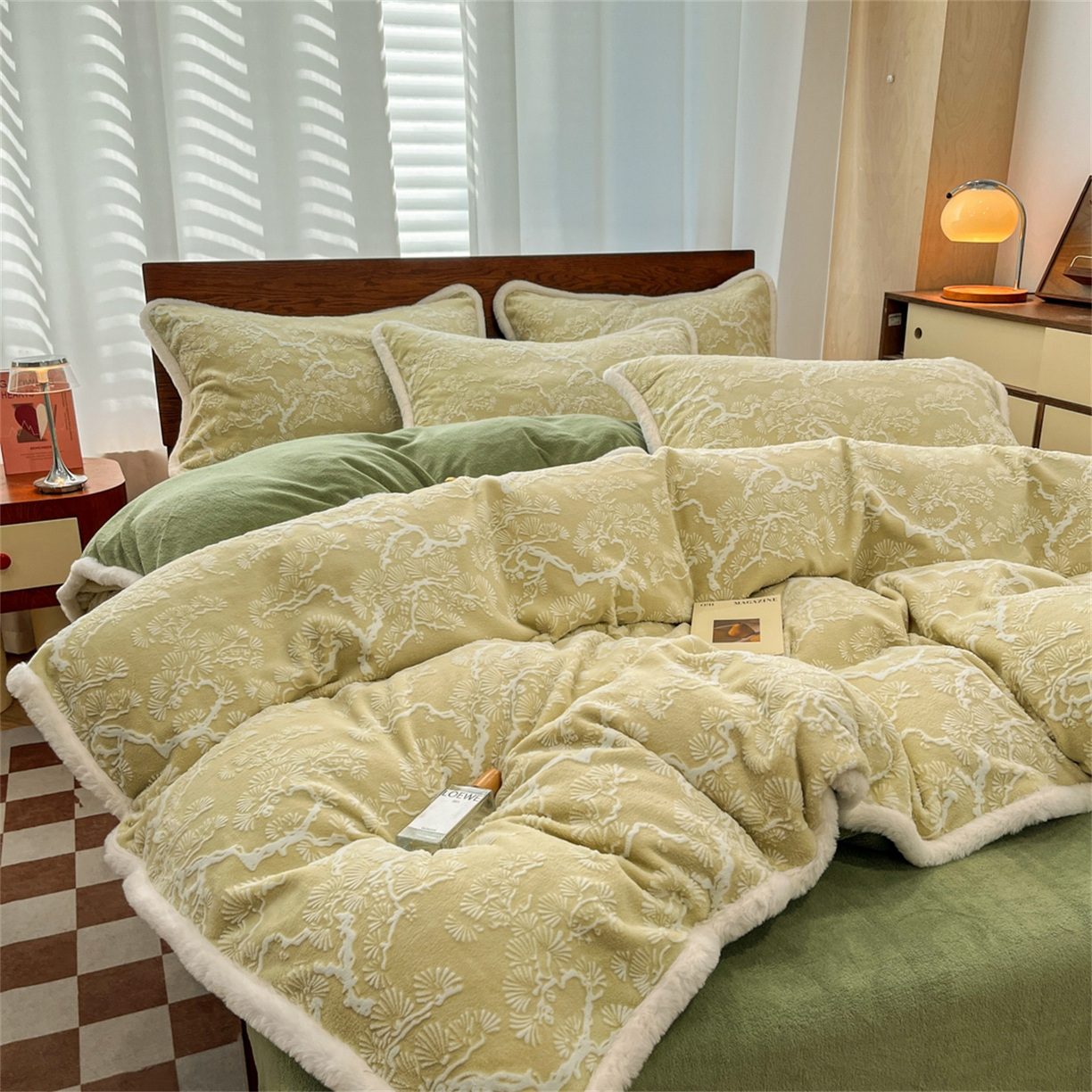 91家纺网 家纺一手货源 找家纺 安哆啦 2025新款着色烂花雕花兔毛绒包边牛奶绒四件套 青花雅韵