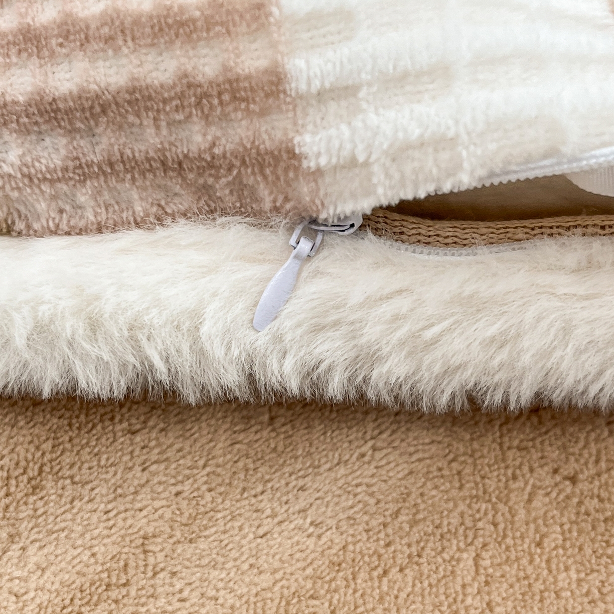 91家纺网 家纺一手货源 找家纺 安哆啦 2025新款着色烂花雕花兔毛绒包边牛奶绒四件套 绒华夫格-咖