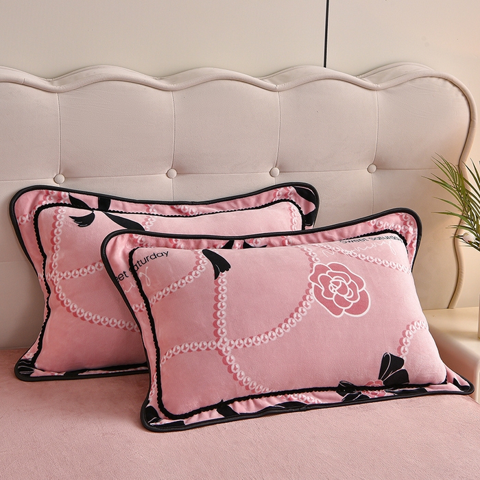 91家纺网 家纺一手货源 找家纺 佳一 2025新款高克重8-9斤 印花牛奶绒四件套 时光恋人