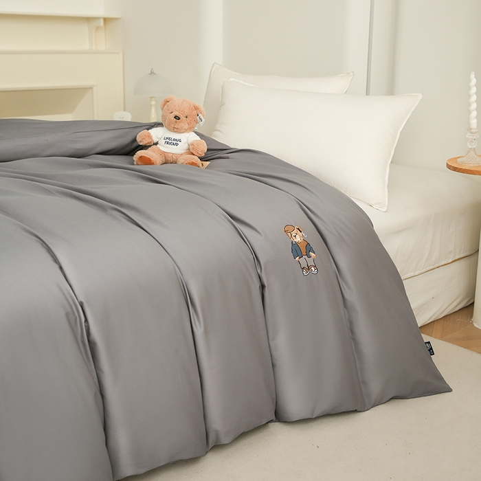 91家纺网 家纺一手货源 找家纺 泰迪爱兰Teddy ISLAND  2026新款全棉40S单品刺绣被套 星河银