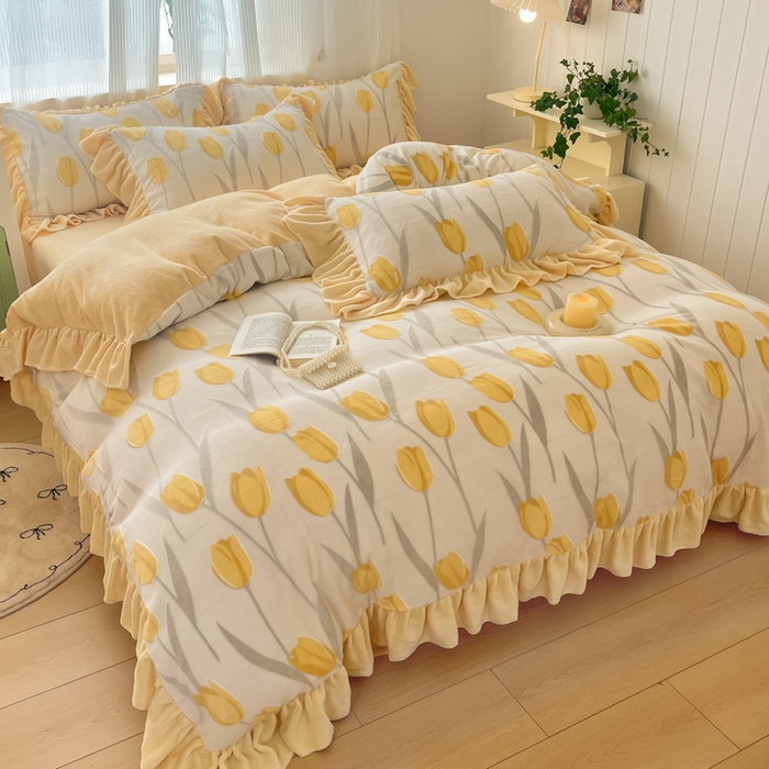 91家纺网 家纺一手货源 找家纺 爱家（原缔乐家纺） 2025新款牛奶雕花绒四件套-香香公主 香香公主-奶油黄