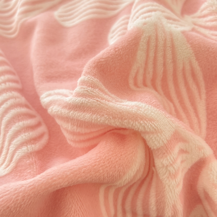 91家纺网 家纺一手货源 找家纺 爱家（原缔乐家纺） 2025新款牛奶雕花绒四件套-如梦 如梦-公主粉