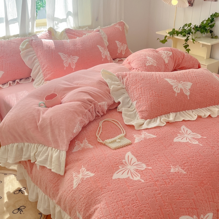 91家纺网 家纺一手货源 找家纺 （总）爱家（原缔乐家纺） 2025新款牛奶雕花绒四件套-如梦