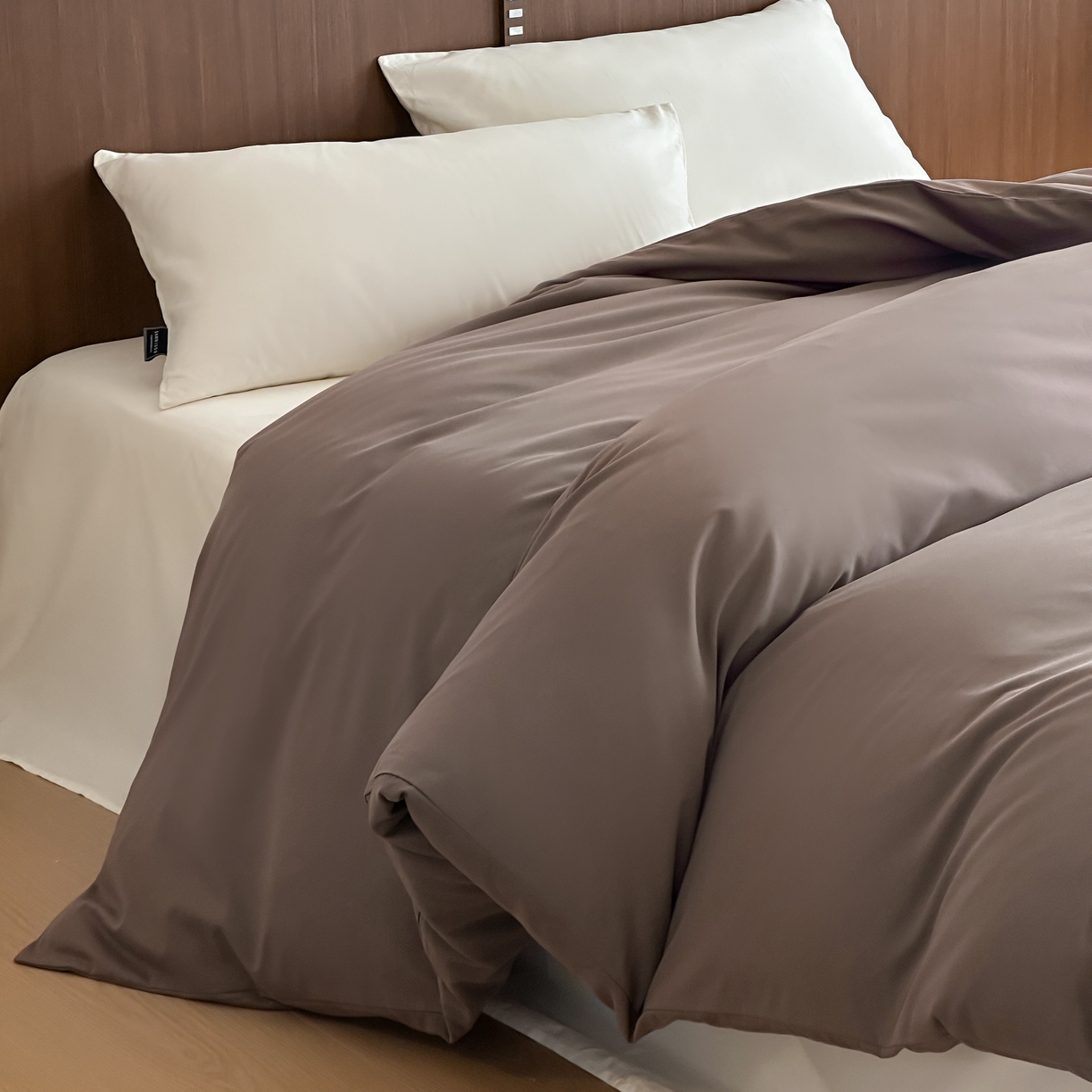 91家纺网 家纺一手货源 找家纺 三味舒屋 2025新款50支磨毛长绒棉纯棉纯色单被套被套单件-长期主义 巧克力