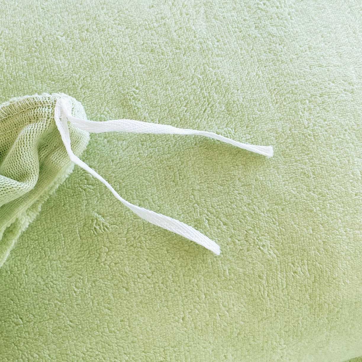 91家纺网 家纺一手货源 找家纺 悦织湾家纺 牛奶绒四件套纯色贴布绣床单款床盖款床上用品四件套时尚小兔2025新款加厚 床盖款-时尚小兔-绿