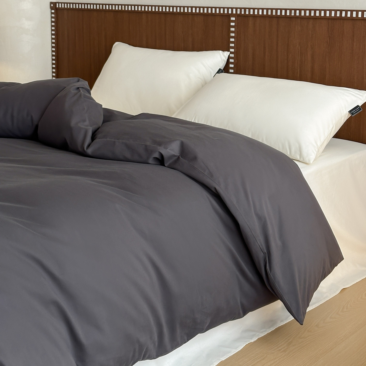 91家纺网 家纺一手货源 找家纺 三味舒屋 2025新款50支磨毛长绒棉纯棉纯色单被套被套单件-长期主义 深灰