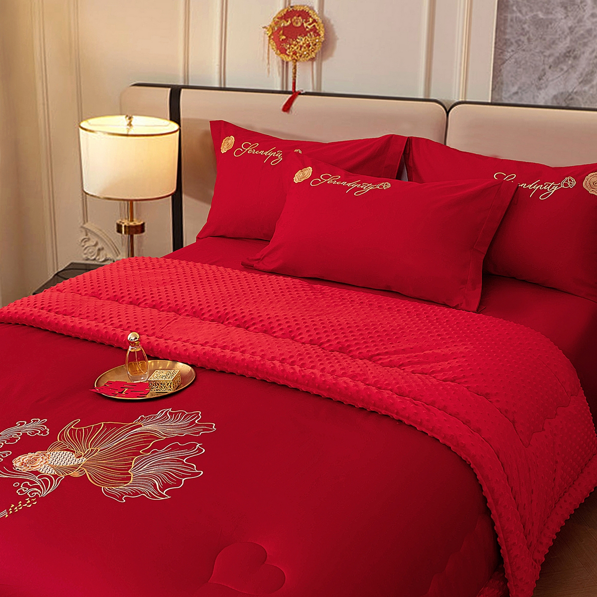 91家纺网 家纺一手货源 找家纺 卓缦家纺 2025新款全棉纯棉豆豆婚庆被 被子被芯 锦鲤喜愿