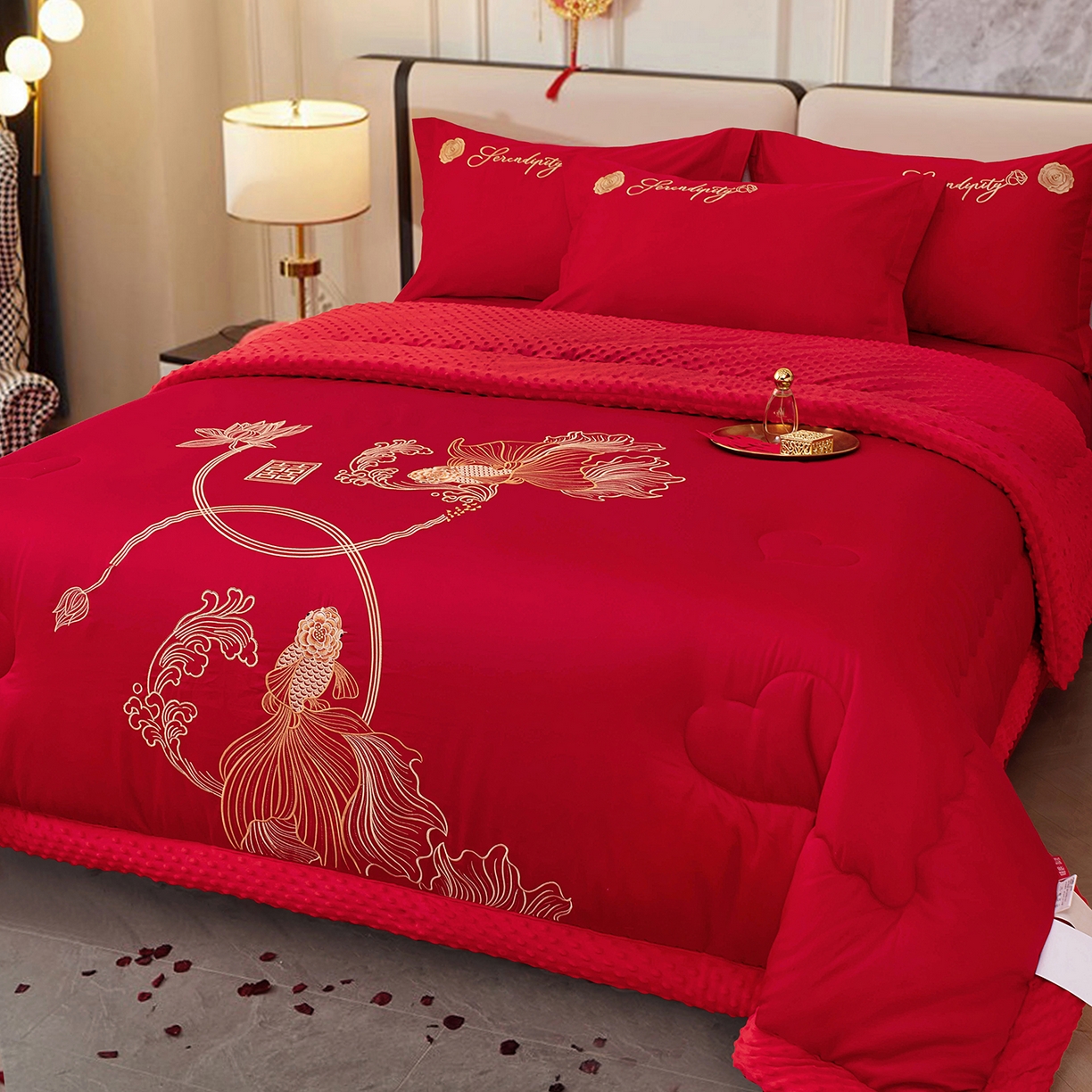 91家纺网 家纺一手货源 找家纺 卓缦家纺 2025新款全棉纯棉豆豆婚庆被 被子被芯 锦鲤喜愿