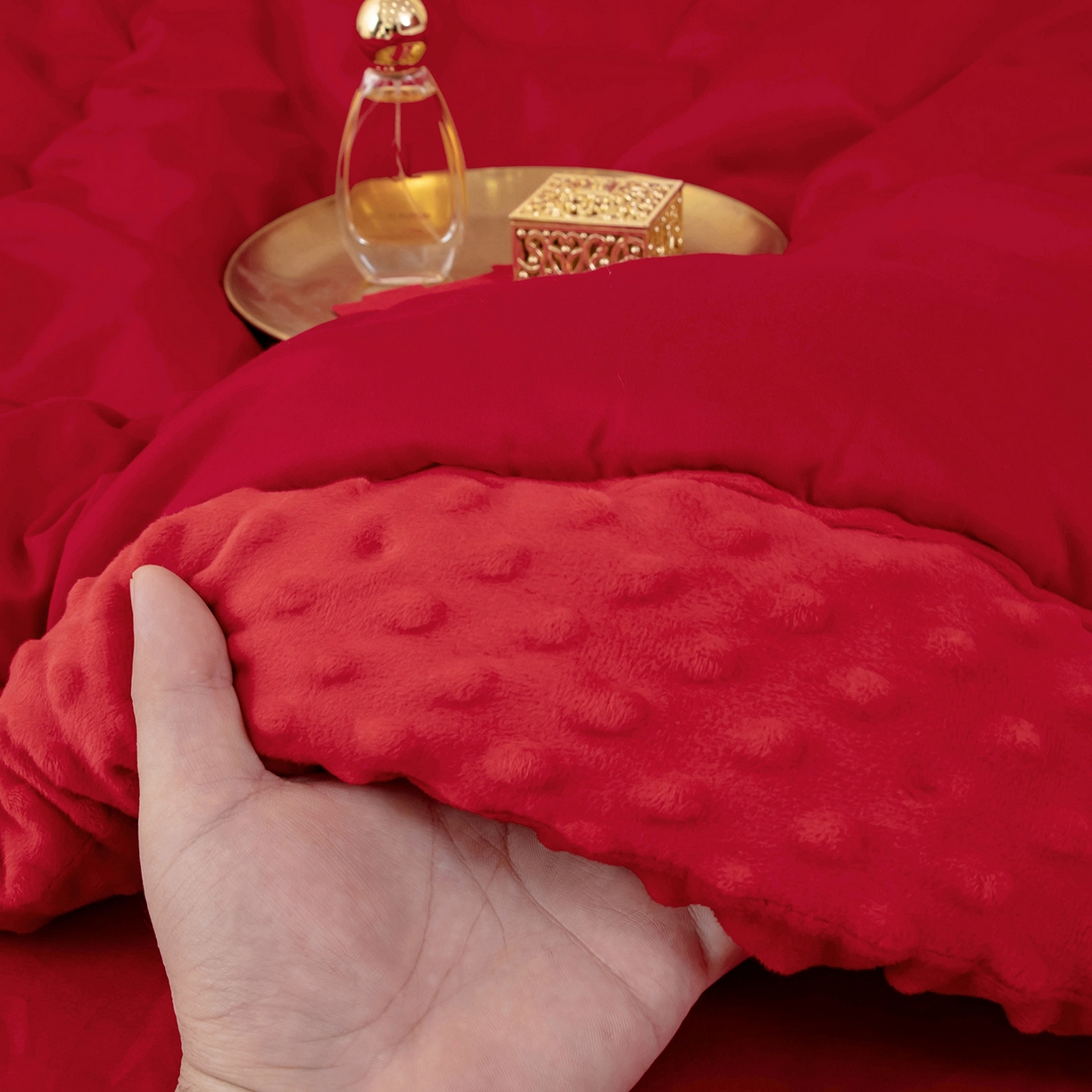 91家纺网 家纺一手货源 找家纺 卓缦家纺 2025新款全棉纯棉豆豆婚庆被 被子被芯 锦鲤喜愿