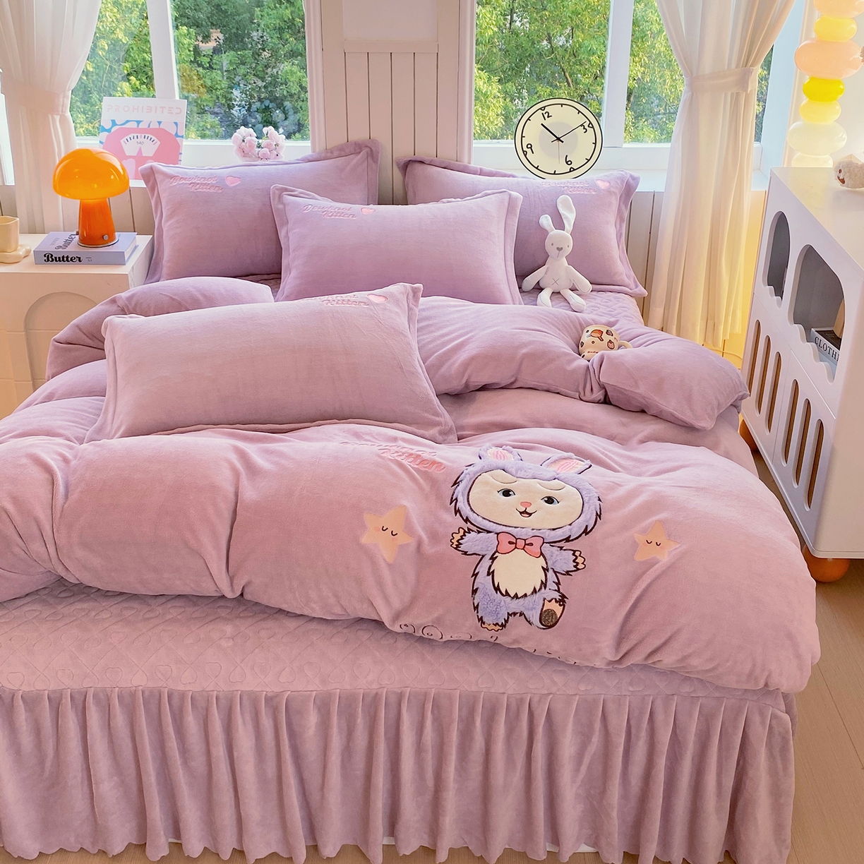 91家纺网 家纺一手货源 找家纺 悦织湾家纺 牛奶绒四件套纯色贴布绣床单款床盖款床上用品四件套时尚小兔2025新款加厚 床盖款-时尚小兔-紫