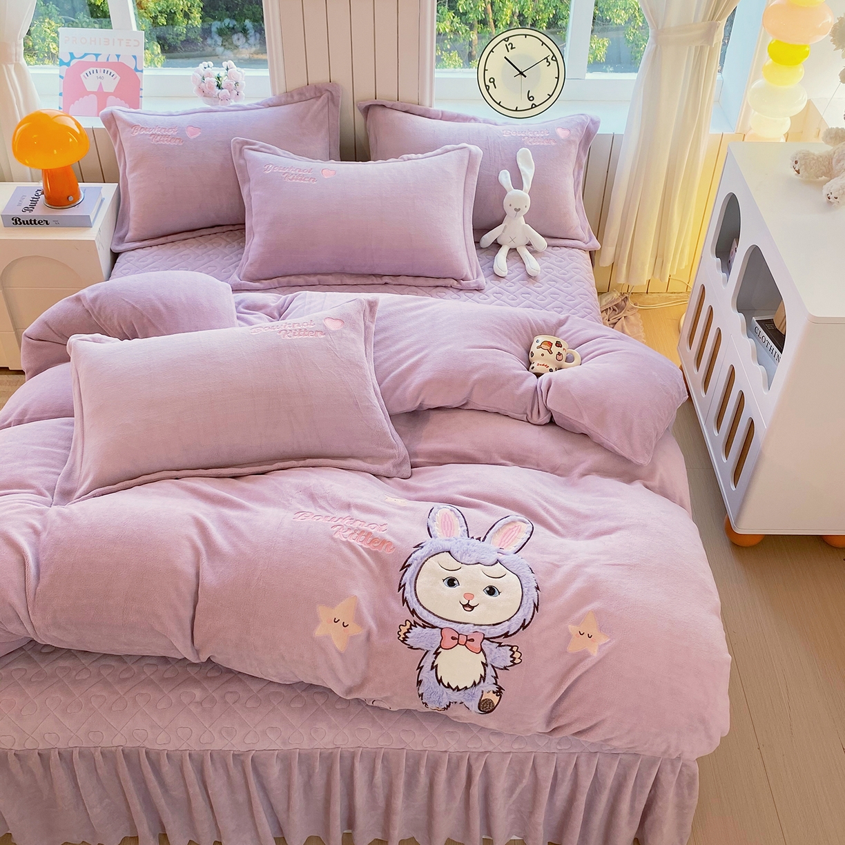 91家纺网 家纺一手货源 找家纺 悦织湾家纺 牛奶绒四件套纯色贴布绣床单款床盖款床上用品四件套时尚小兔2025新款加厚 床盖款-时尚小兔-紫