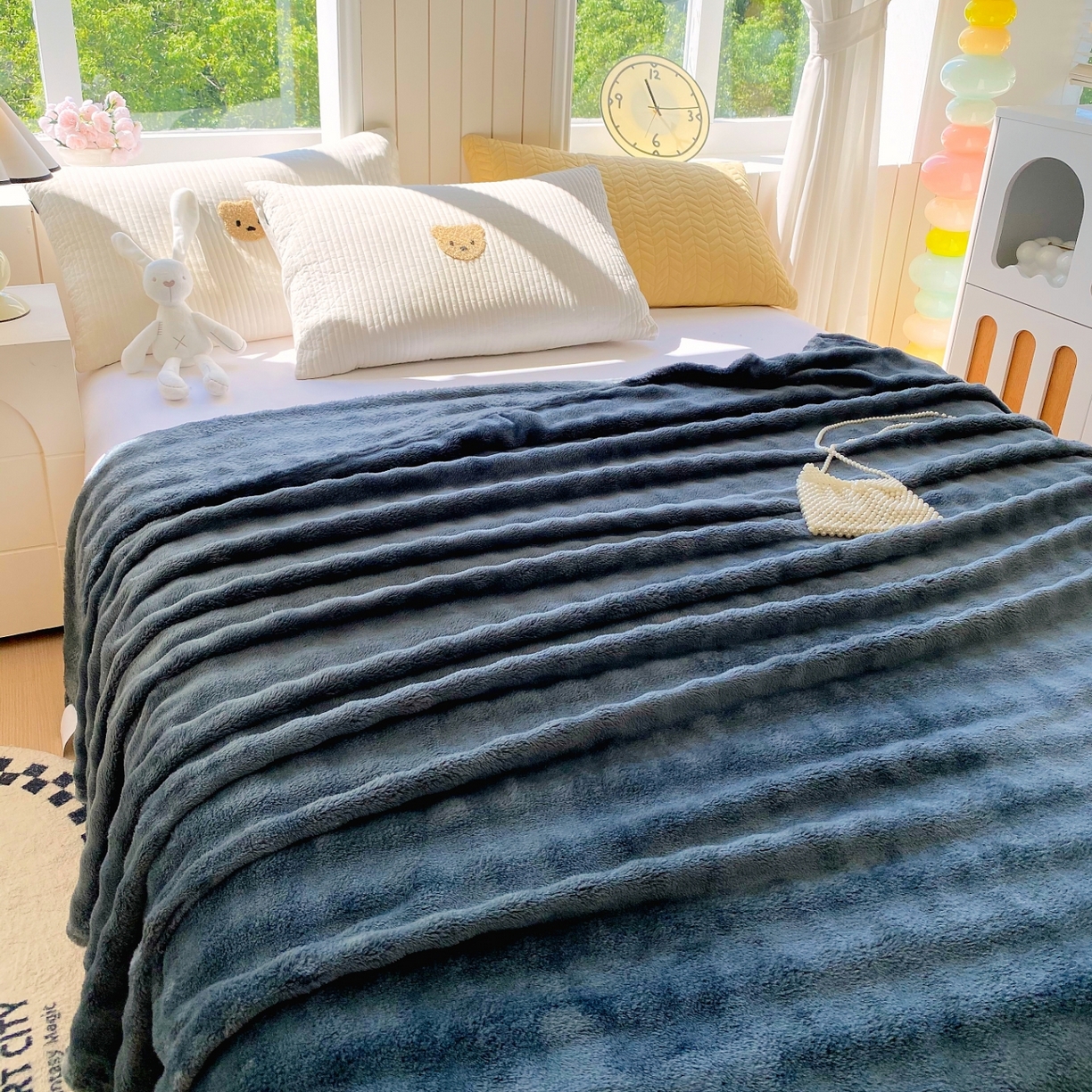 91家纺网 家纺一手货源 找家纺 （总）悦织湾家纺 2025新款双面加厚泡泡绒毛毯印花纯色仿兔毛绒牛奶绒毯子休闲小盖毯沙发办公室午睡毯