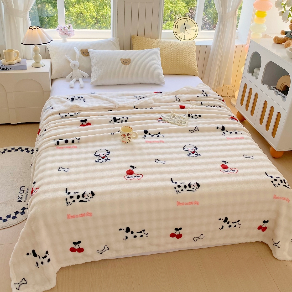 91家纺网 家纺一手货源 找家纺 悦织湾家纺 2025新款双面加厚泡泡绒毛毯印花纯色仿兔毛绒牛奶绒毯子休闲小盖毯沙发办公室午睡毯 波点萌狗