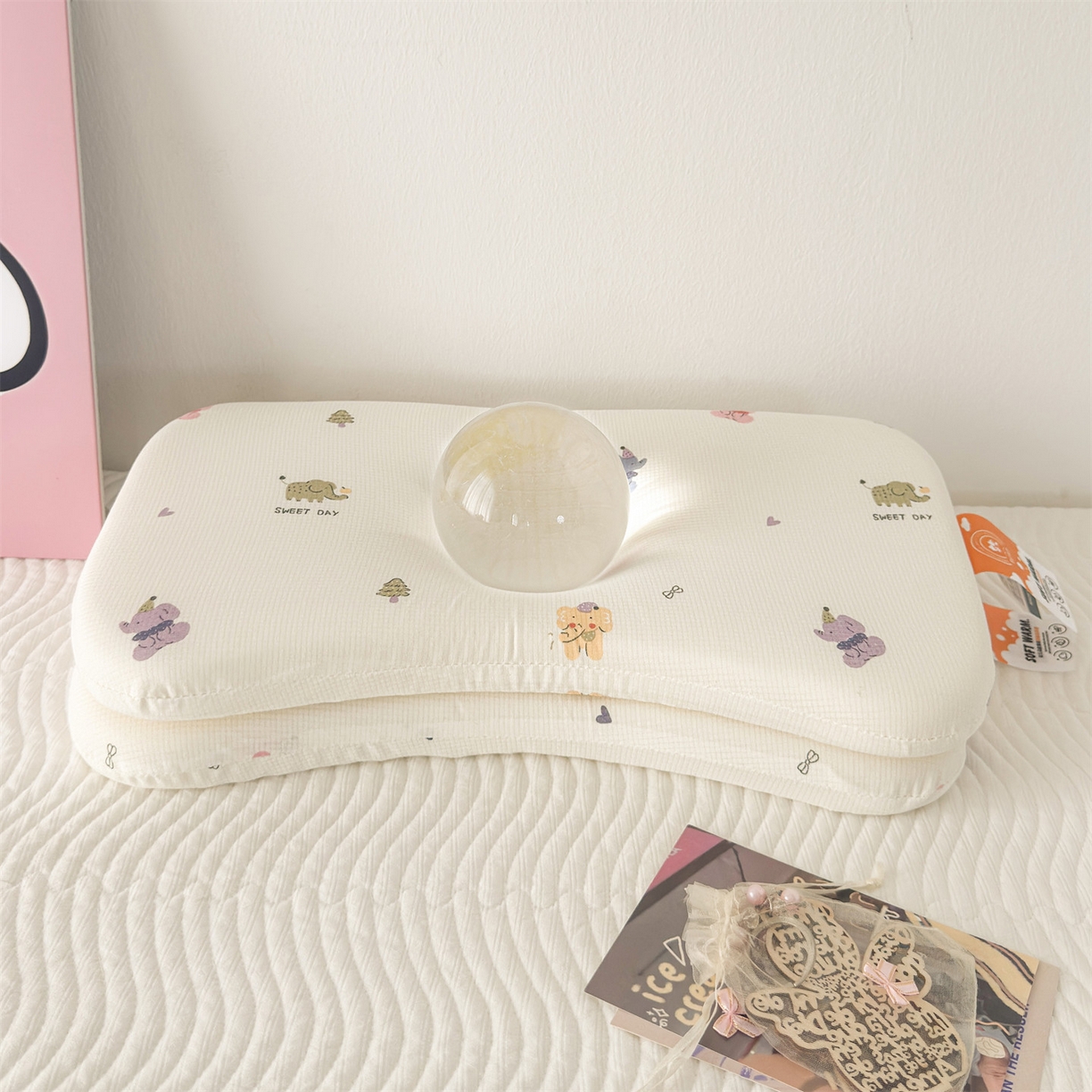 91家纺网 家纺一手货源 找家纺 麦肯锡 2025新款可爱碎花婴童记忆枕  枕头枕芯 小象乐园/只