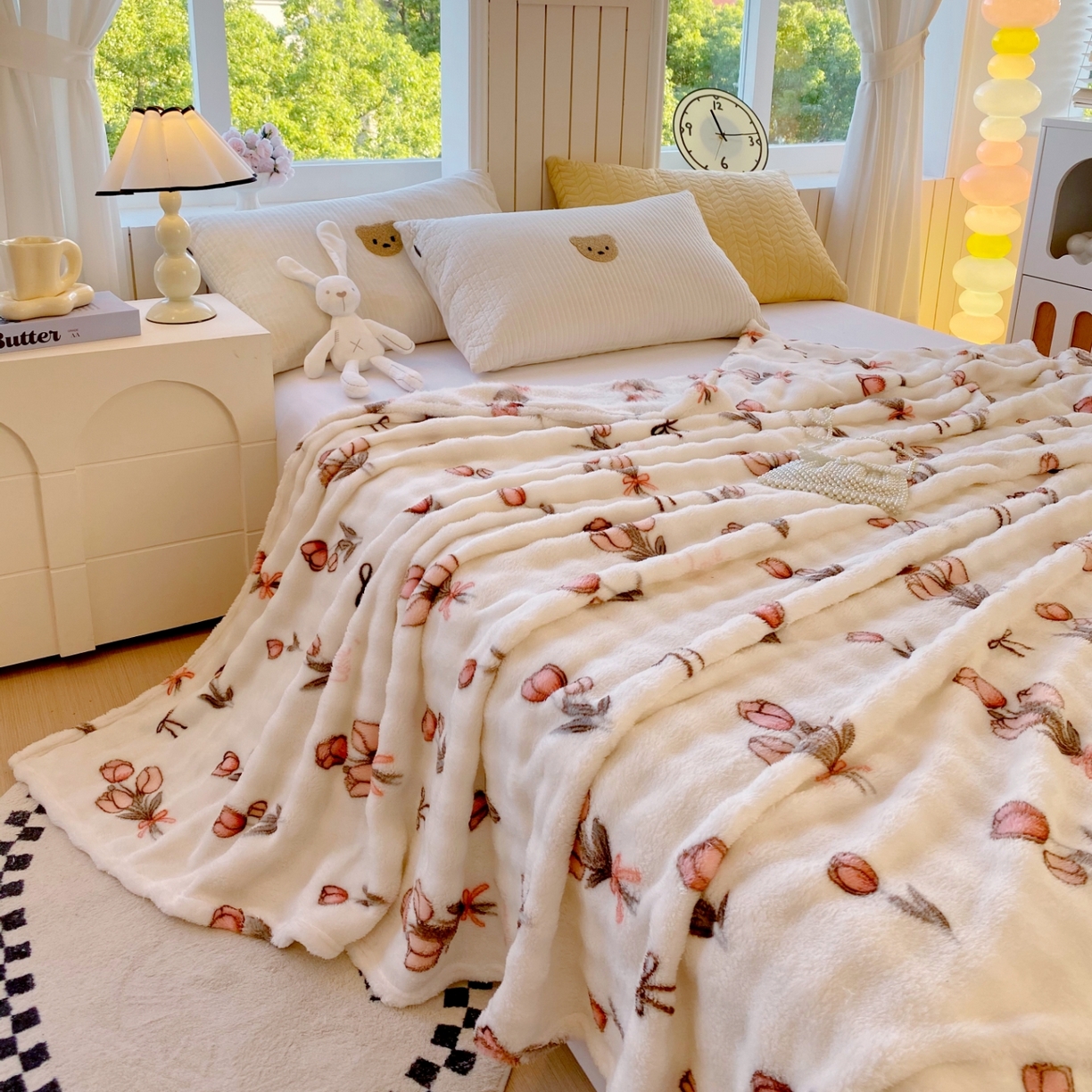 91家纺网 家纺一手货源 找家纺 悦织湾家纺 2025新款双面加厚泡泡绒毛毯印花纯色仿兔毛绒牛奶绒毯子休闲小盖毯沙发办公室午睡毯 粉色郁金香