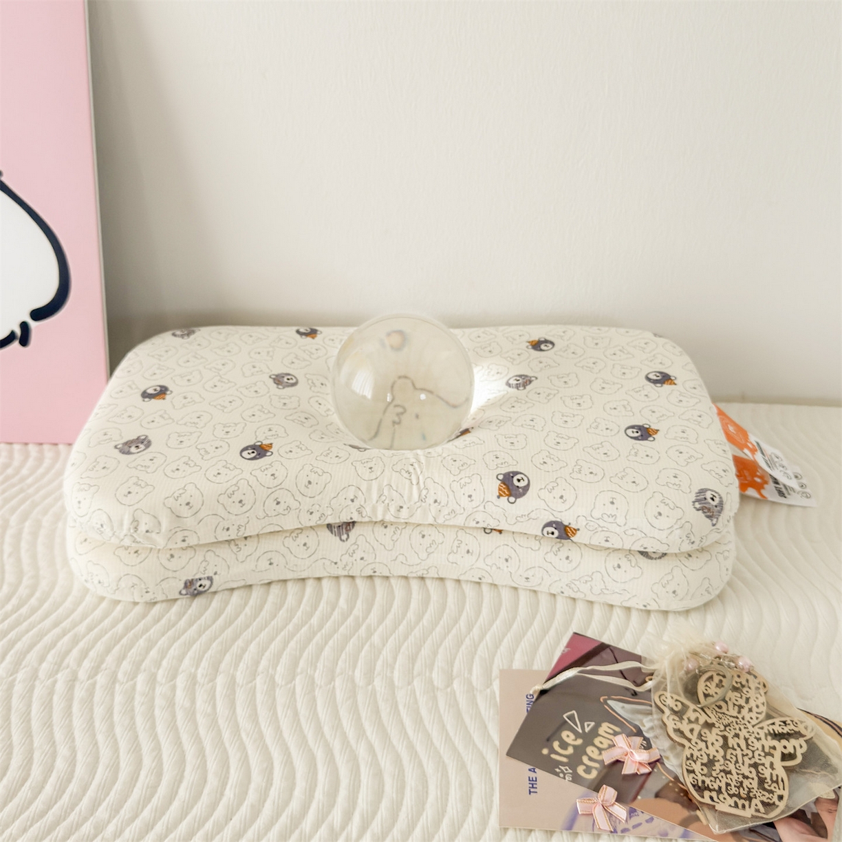 91家纺网 家纺一手货源 找家纺 麦肯锡 2025新款可爱碎花婴童记忆枕  枕头枕芯 甜梦小熊/只
