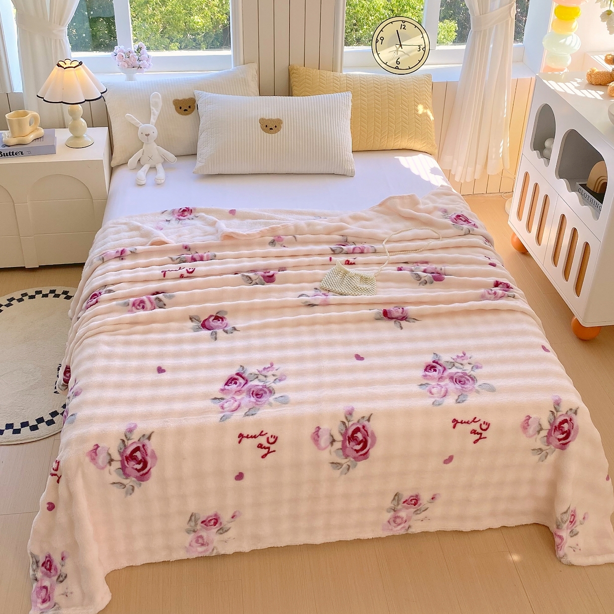 91家纺网 家纺一手货源 找家纺 悦织湾家纺 2025新款双面加厚泡泡绒毛毯印花纯色仿兔毛绒牛奶绒毯子休闲小盖毯沙发办公室午睡毯 玫瑰情缘